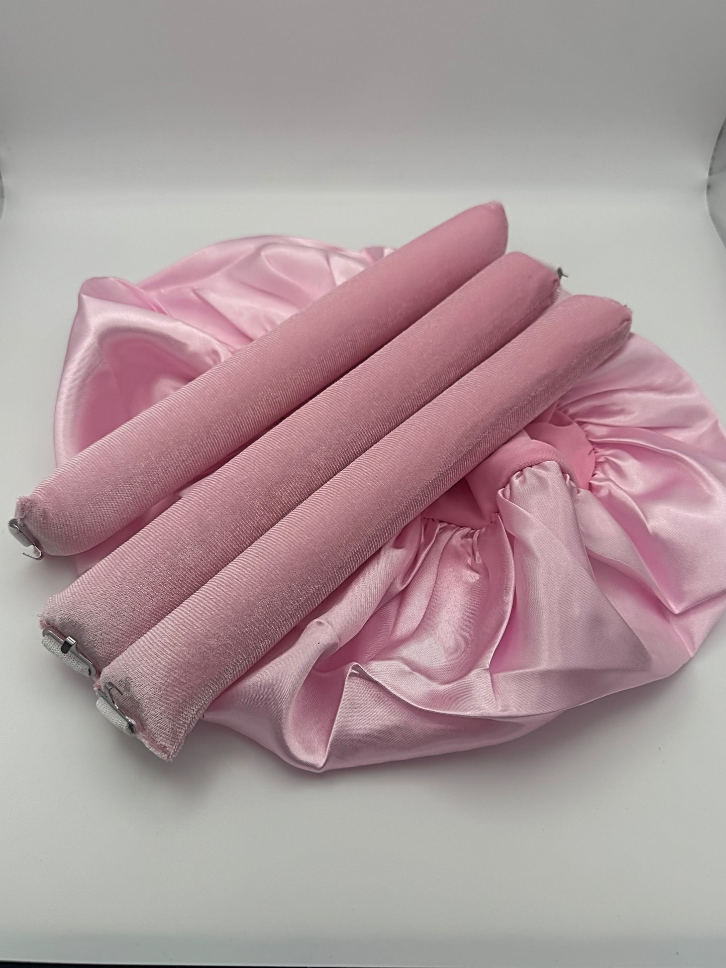Heatless curler set with wide edge satin bonet